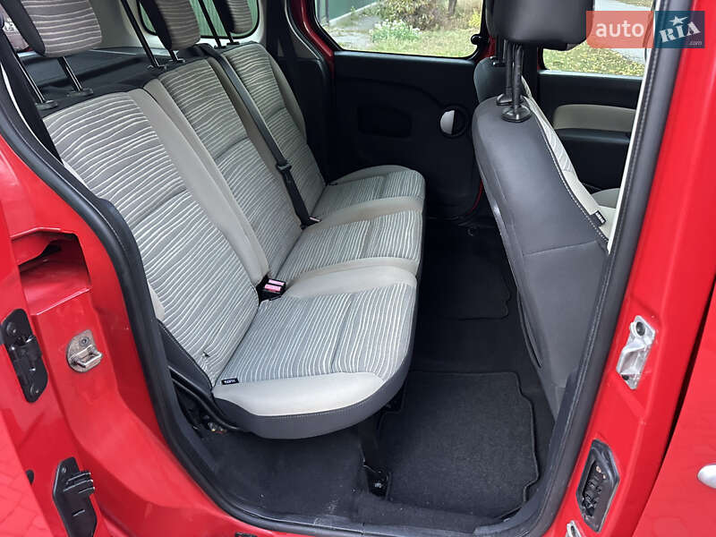 Минивэн Renault Kangoo 2012 в Лубнах