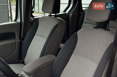 Минивэн Renault Kangoo 2010 в 