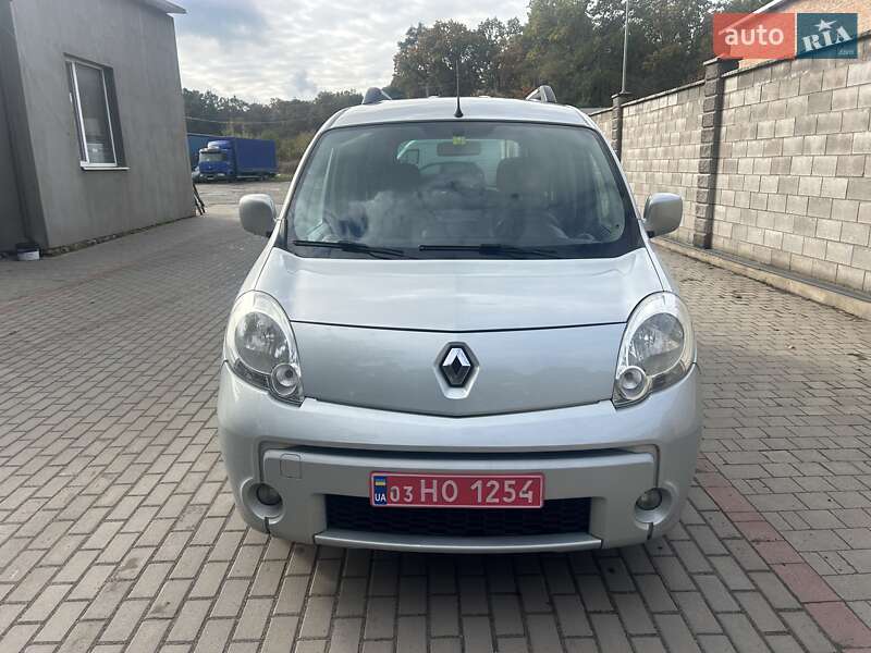 Минивэн Renault Kangoo 2011 в Луцке