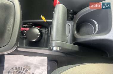 Минивэн Renault Kangoo 2011 в 