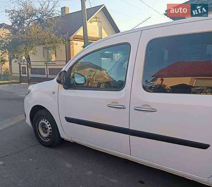 Минивэн Renault Kangoo 2014 в Дубно