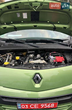 Минивэн Renault Kangoo 2009 в 