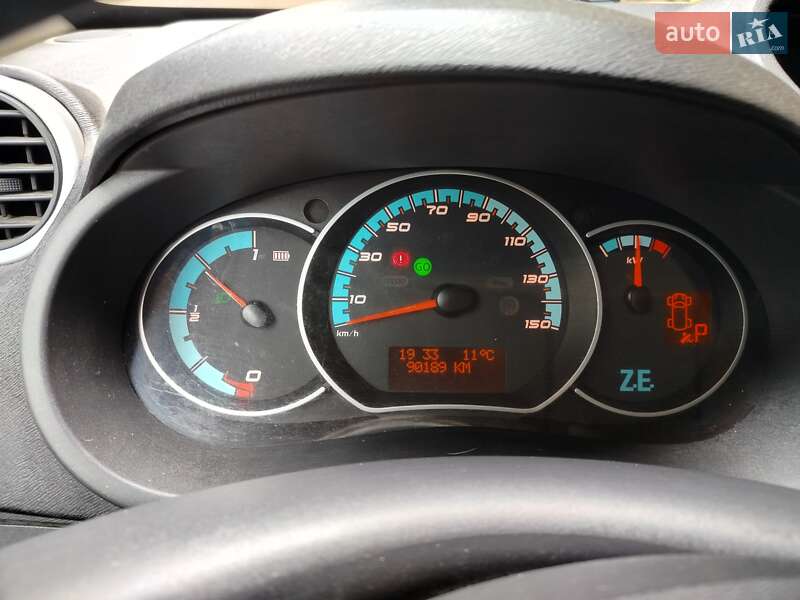 Вантажний фургон Renault Kangoo 2017 в Львові