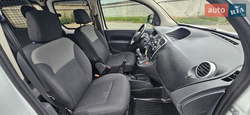 Минивэн Renault Kangoo 2017 в Киеве