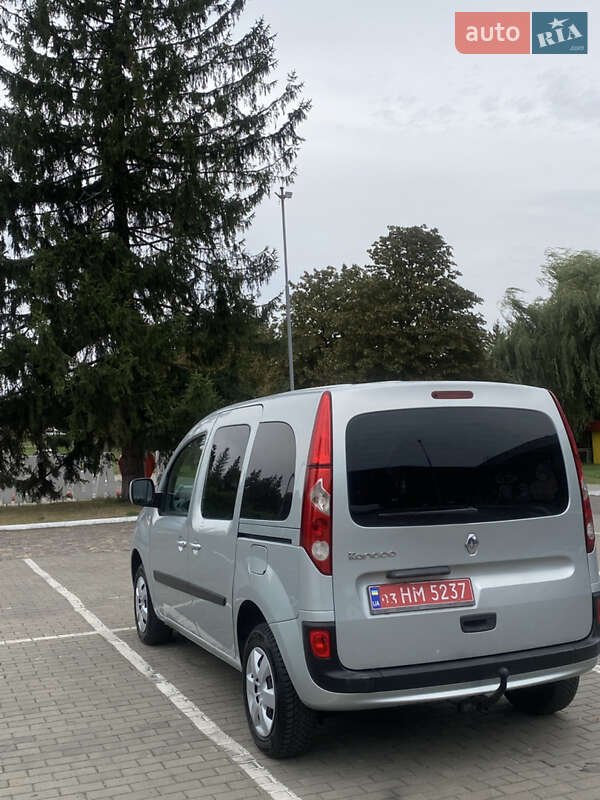 Минивэн Renault Kangoo 2010 в Киверцах