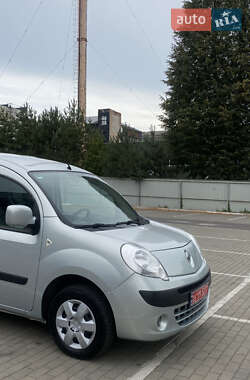 Минивэн Renault Kangoo 2010 в 