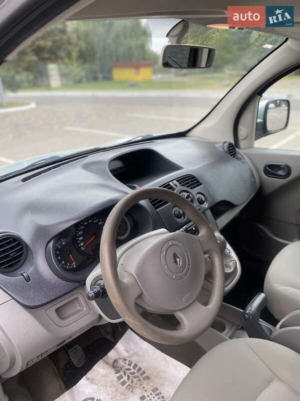 Минивэн Renault Kangoo 2010 в Киверцах