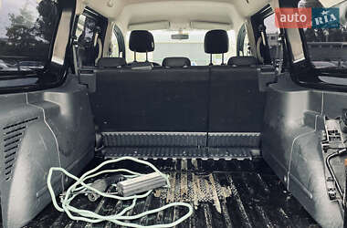 Мінівен Renault Kangoo 2012 в 