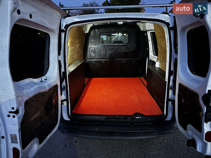 Вантажний фургон Renault Kangoo 2013 в Запоріжжі фото 8 Вантажний фургон Renault Kangoo 2013 в Запоріжжі