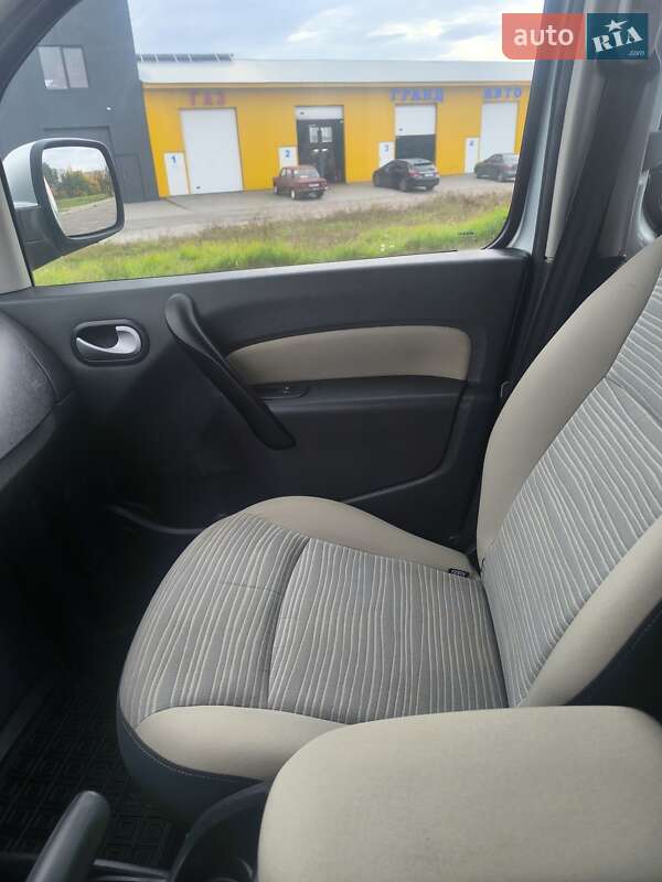 Мінівен Renault Kangoo 2012 в Черкасах фото 18 Мінівен Renault Kangoo 2012 в Черкасах
