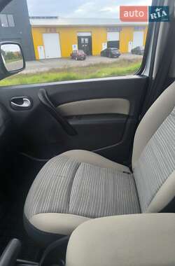 Минивэн Renault Kangoo 2012 в 