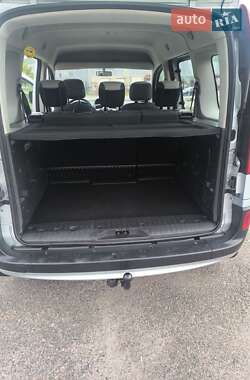 Минивэн Renault Kangoo 2012 в 
