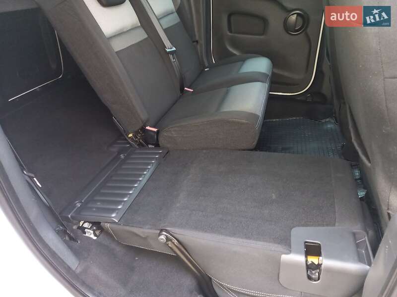 Минивэн Renault Kangoo 2017 в Киеве
