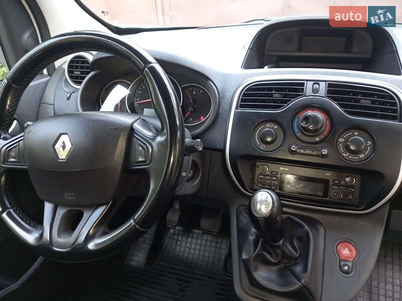 Минивэн Renault Kangoo 2017 в Киеве