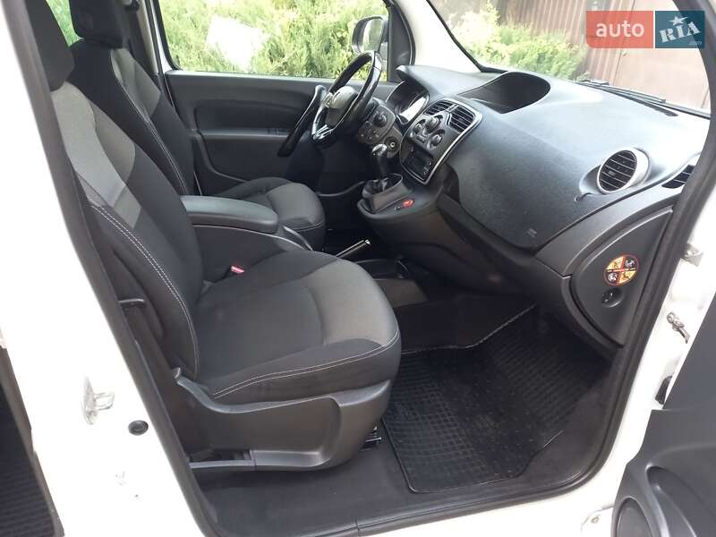 Минивэн Renault Kangoo 2017 в Киеве