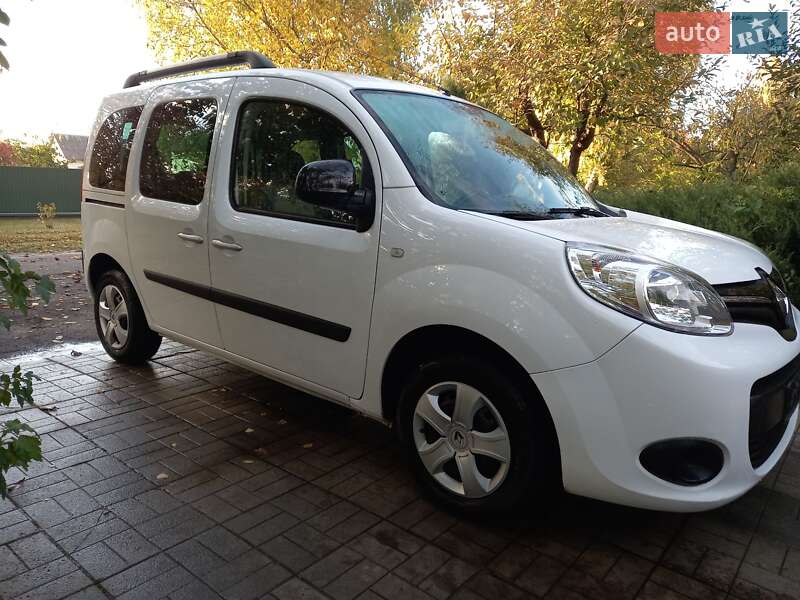 Минивэн Renault Kangoo 2017 в Киеве