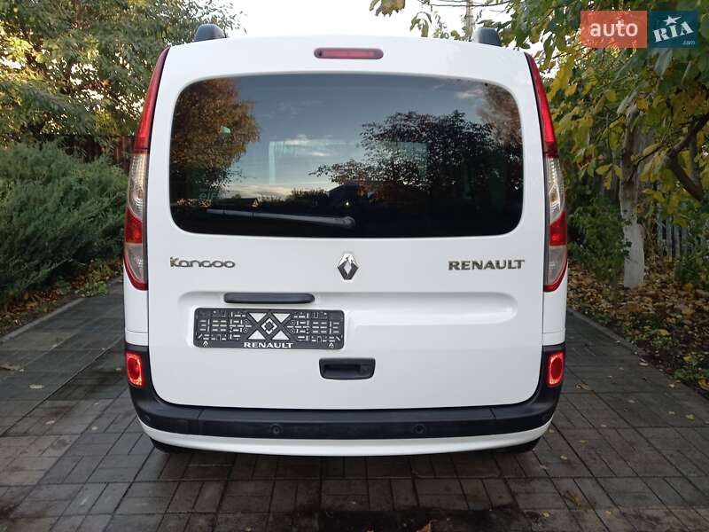 Минивэн Renault Kangoo 2017 в Киеве