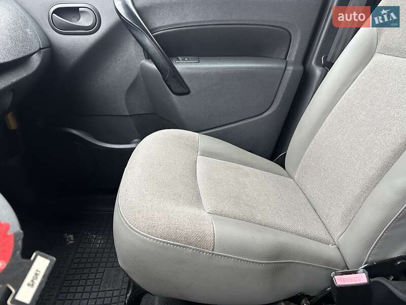Грузовой фургон Renault Kangoo 2015 в Хмельницком