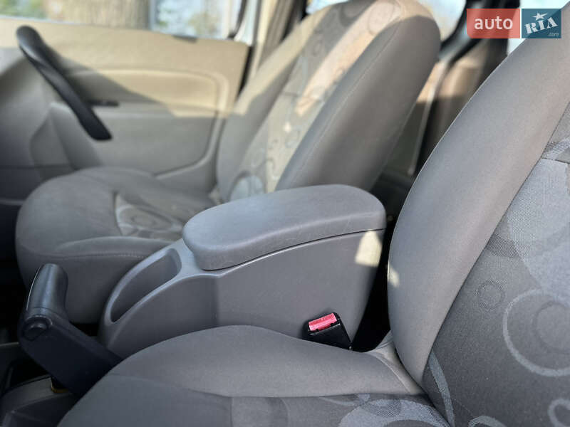 Мінівен Renault Kangoo 2008 в Вінниці фото 34 Мінівен Renault Kangoo 2008 в Вінниці