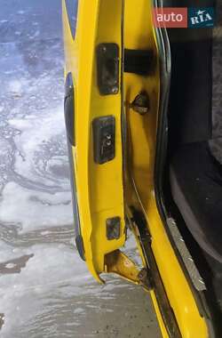 Минивэн Renault Kangoo 2001 в 