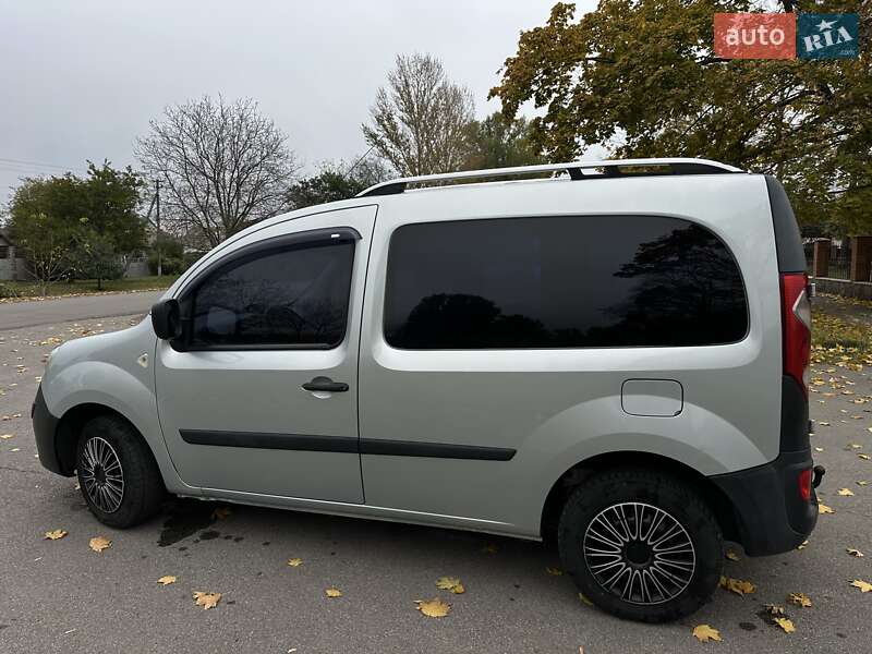Мінівен Renault Kangoo 2010 в Краснограді
