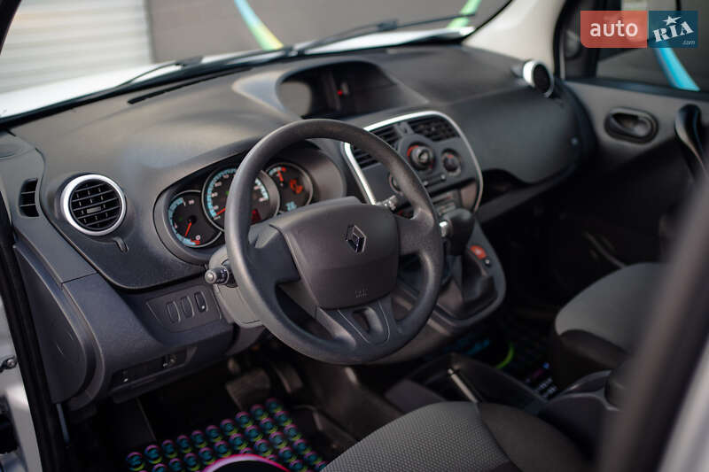 Вантажний фургон Renault Kangoo 2018 в Луцьку фото 51 Вантажний фургон Renault Kangoo 2018 в Луцьку