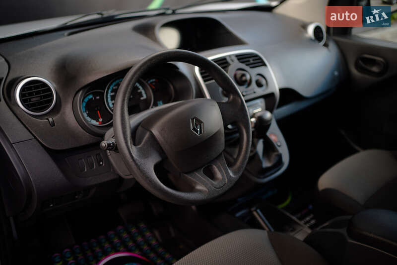 Вантажний фургон Renault Kangoo 2018 в Луцьку фото 71 Вантажний фургон Renault Kangoo 2018 в Луцьку
