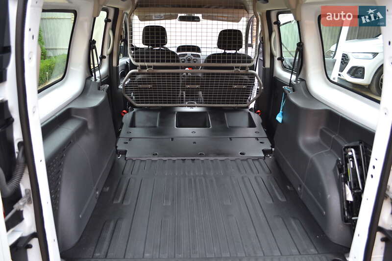 Минивэн Renault Kangoo 2019 в Киеве фото 30 Минивэн Renault Kangoo 2019 в Киеве