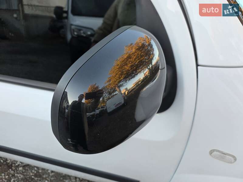 Минивэн Renault Kangoo 2017 в Одессе