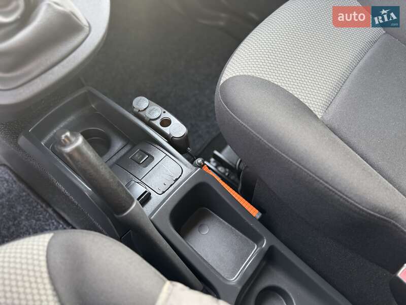 Вантажний фургон Renault Kangoo 2018 в Дубні фото 29 Вантажний фургон Renault Kangoo 2018 в Дубні