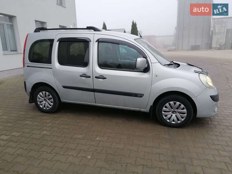 Мінівен Renault Kangoo 2008 в Чернівцях