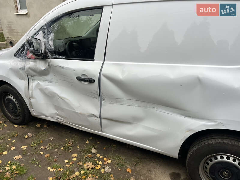 Вантажний фургон Renault Kangoo 2022 в Калуші