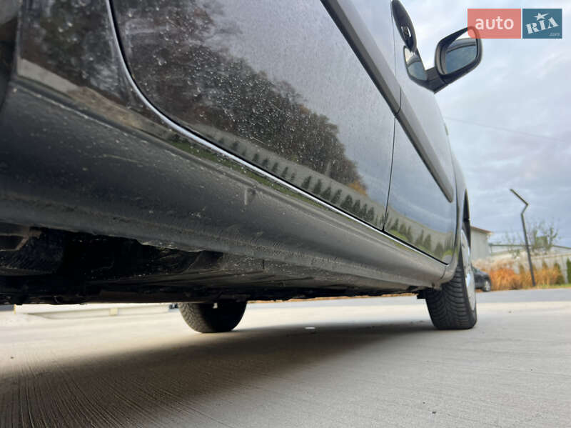 Минивэн Renault Kangoo 2009 в Луцке