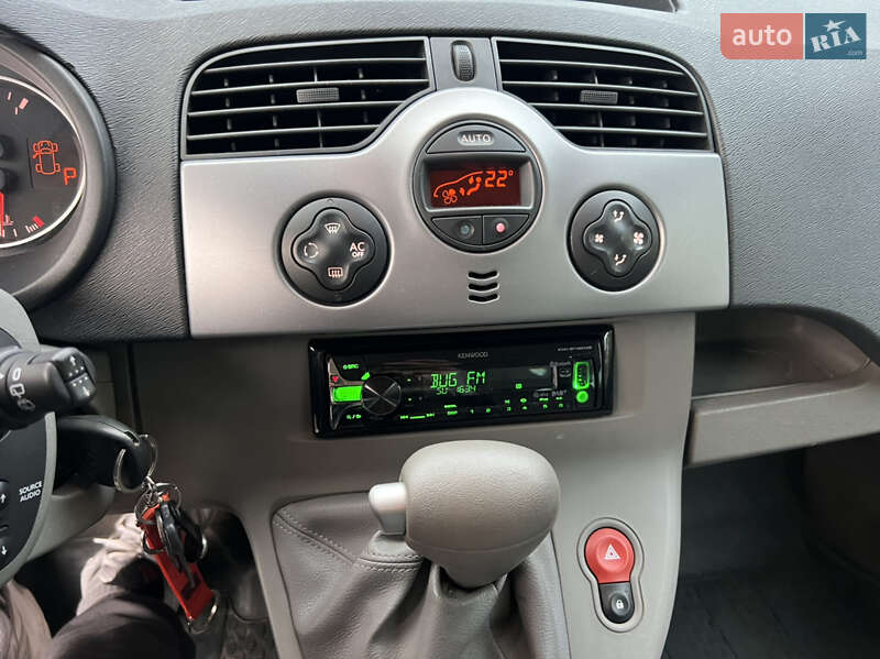 Минивэн Renault Kangoo 2009 в Луцке