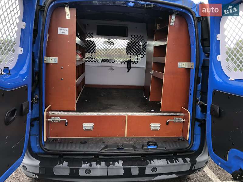 Грузовой фургон Renault Kangoo 2015 в Ровно фото 20 Грузовой фургон Renault Kangoo 2015 в Ровно