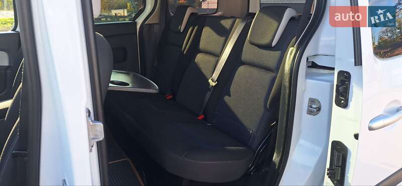 Мінівен Renault Kangoo 2014 в Новоархангельську фото 74 Мінівен Renault Kangoo 2014 в Новоархангельську