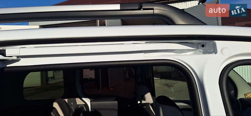 Мінівен Renault Kangoo 2014 в Новоархангельську фото 92 Мінівен Renault Kangoo 2014 в Новоархангельську