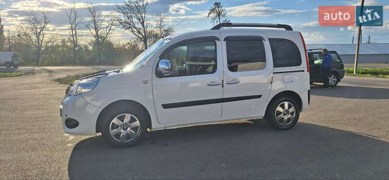 Мінівен Renault Kangoo 2014 в Новоархангельську фото 121 Мінівен Renault Kangoo 2014 в Новоархангельську