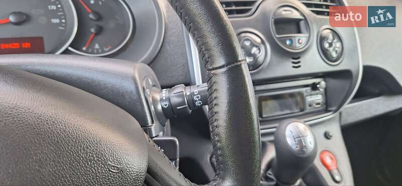 Мінівен Renault Kangoo 2014 в Новоархангельську фото 143 Мінівен Renault Kangoo 2014 в Новоархангельську