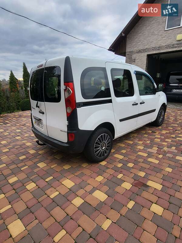 Минивэн Renault Kangoo 2011 в Смеле
