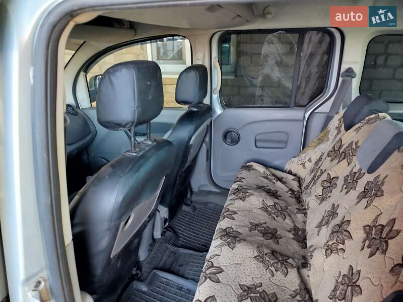 Мінівен Renault Kangoo 2011 в Краматорську фото 5 Мінівен Renault Kangoo 2011 в Краматорську