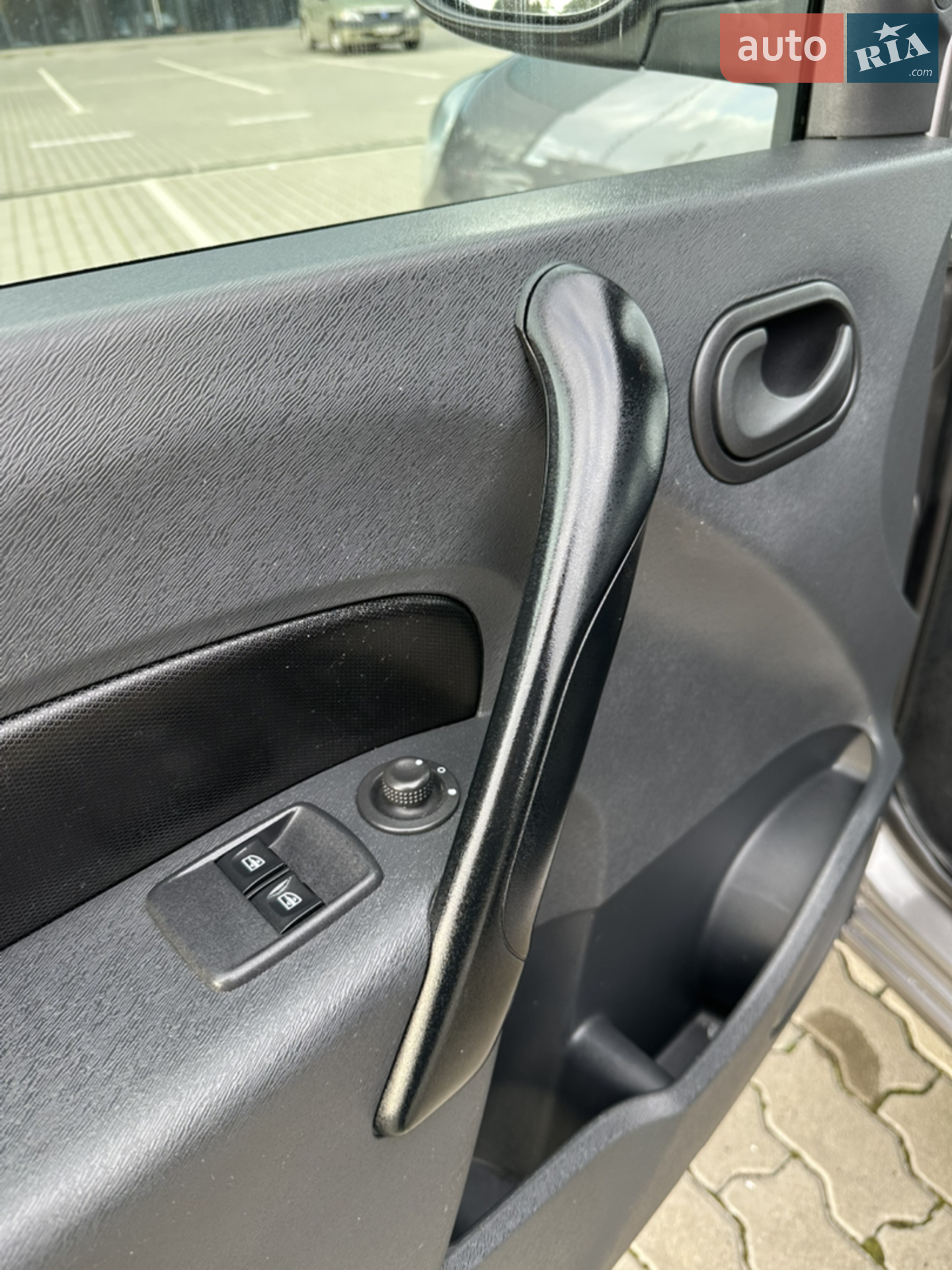 2015 Renault Kangoo - мініатюра 27