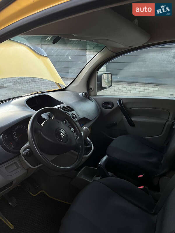 Минивэн Renault Kangoo 2008 в Боярке