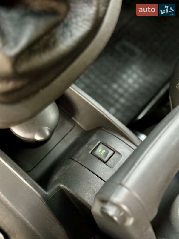 Грузовой фургон Renault Kangoo 2014 в Черновцах