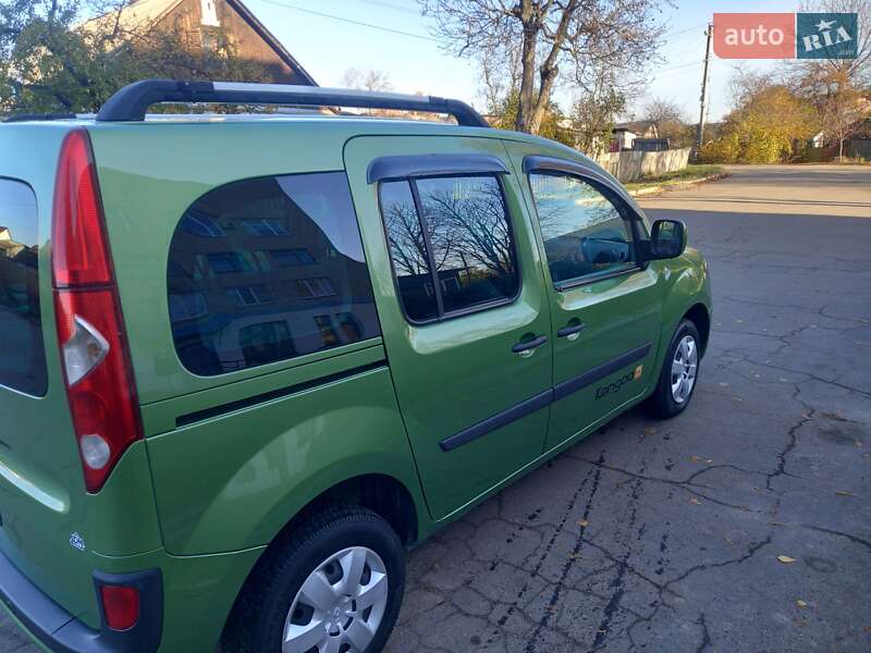 Минивэн Renault Kangoo 2008 в Ватутино фото 5 Минивэн Renault Kangoo 2008 в Ватутино