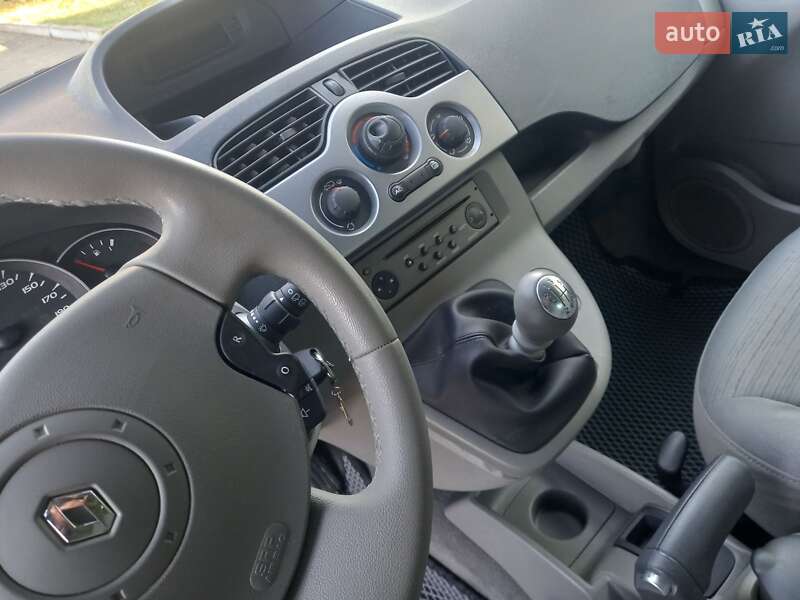 Минивэн Renault Kangoo 2008 в Ватутино фото 21 Минивэн Renault Kangoo 2008 в Ватутино
