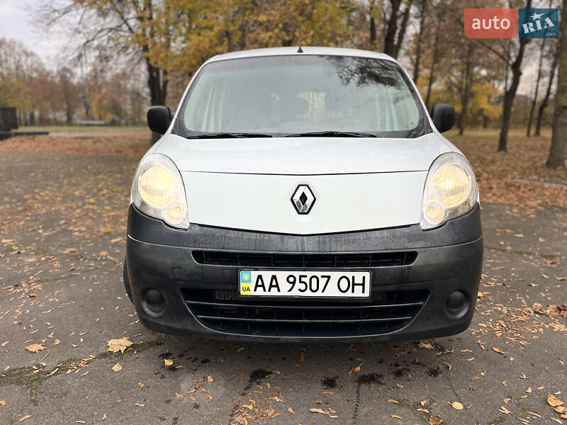Минивэн Renault Kangoo 2011 в Владимире