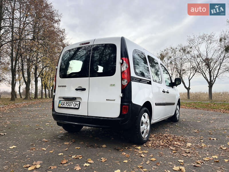 Минивэн Renault Kangoo 2011 в Владимире