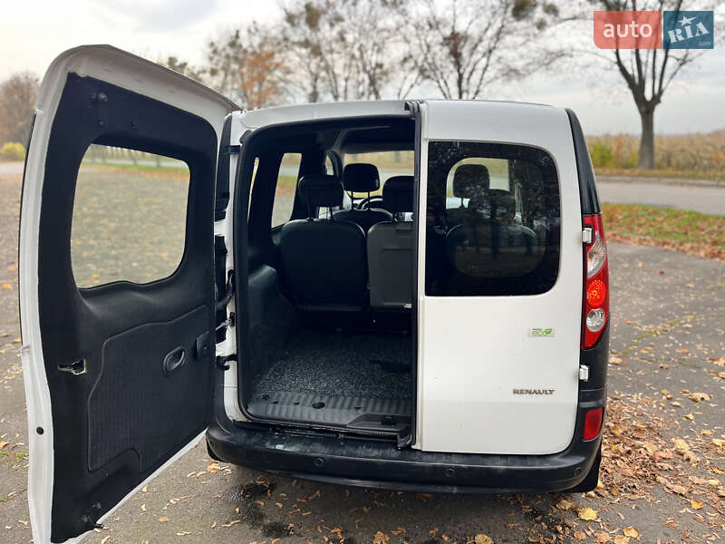 Минивэн Renault Kangoo 2011 в Владимире