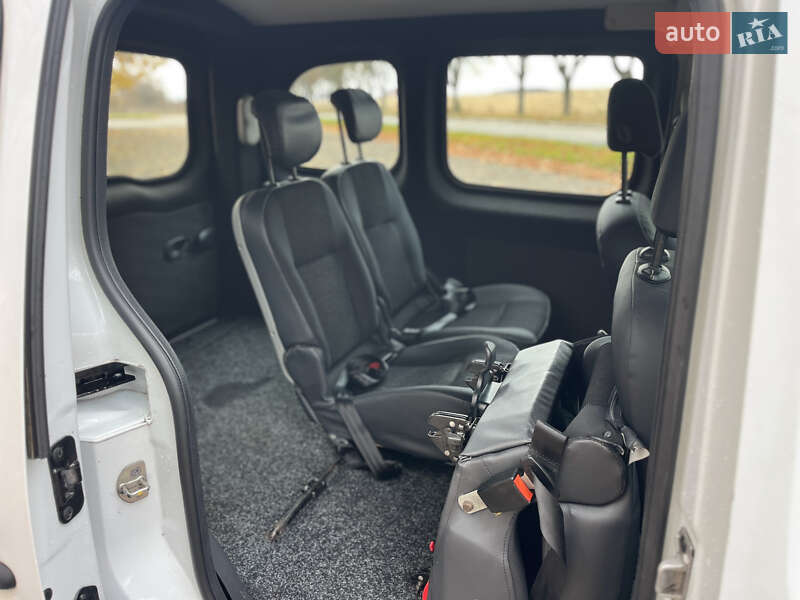 Минивэн Renault Kangoo 2011 в Владимире